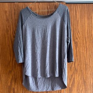 American Eagle Outfitters two-tone Gray 3/4 length Sleeve Top sz L